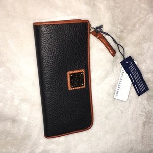 Donney & Burke signature wallet